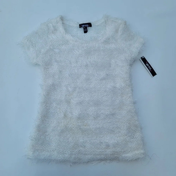 NWT Amy Byer Girls White Fuzzy Short Sleeve Knit Sweater sz L - Picture 1 of 8